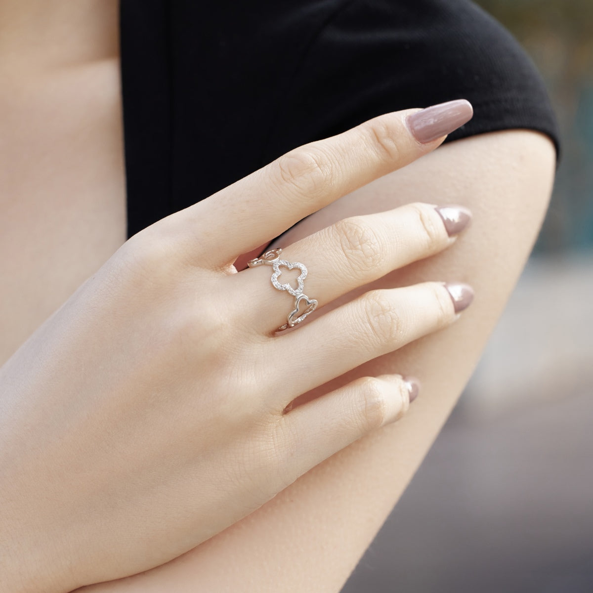 [baslovejewels]Hollow Design Four-Leaf Clover Flower Shape Ring