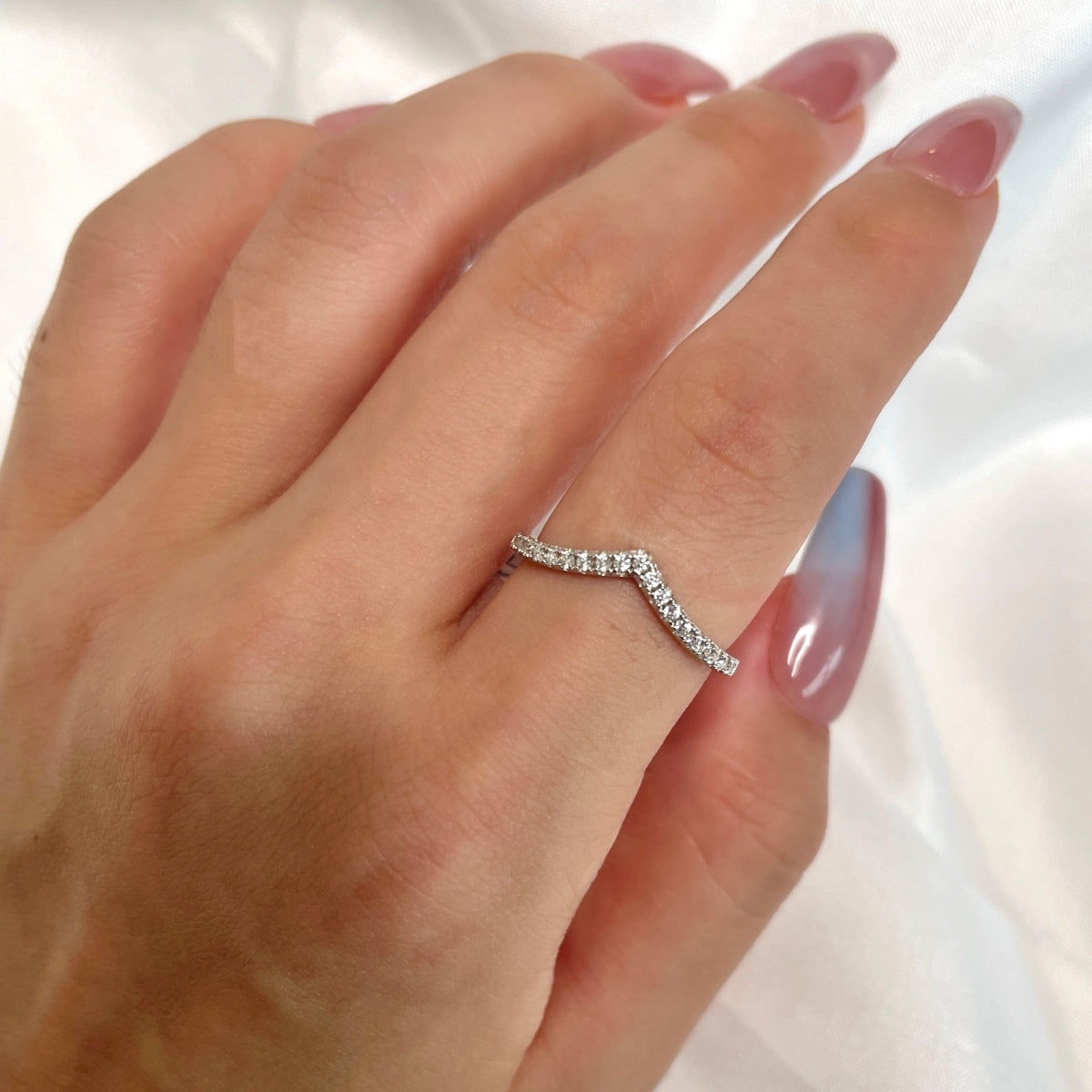 [baslovejewels]Elaborate Tennis Band Ring