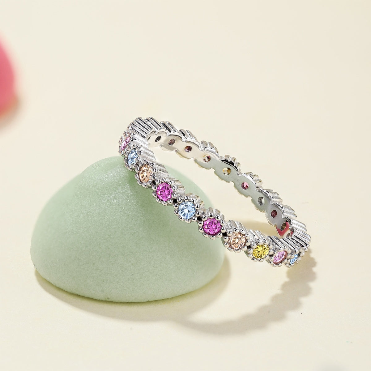 [baslovejewels]Unique Scintillating Round Cut Daily Ring