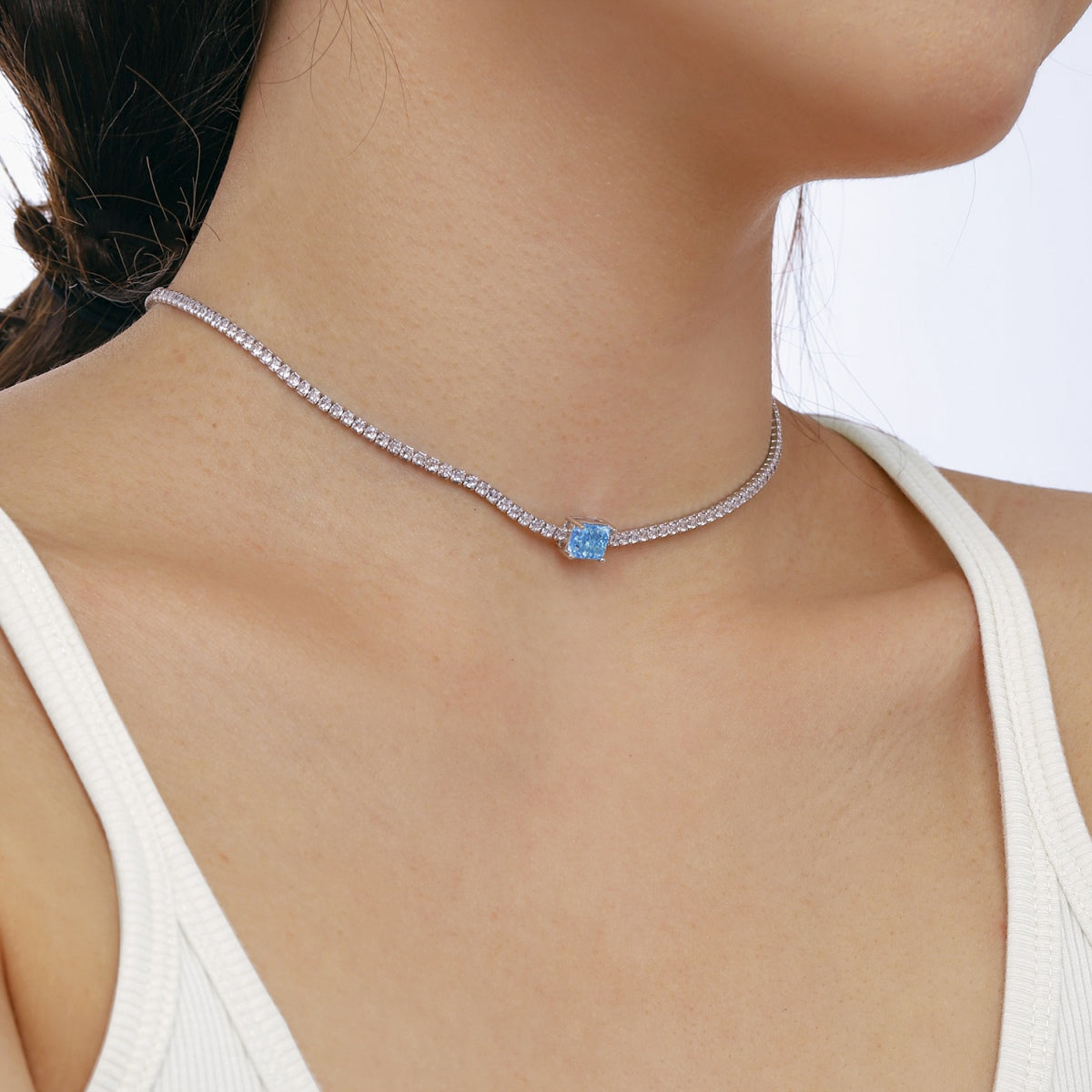[baslovejewels]2.0 carat Ornate Emerald Cut Necklace