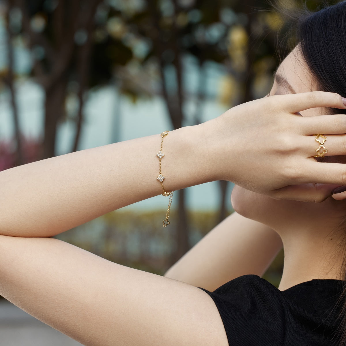 [baslovejewels]Four-Leaf Clover Hollow Butterfly Bracelet