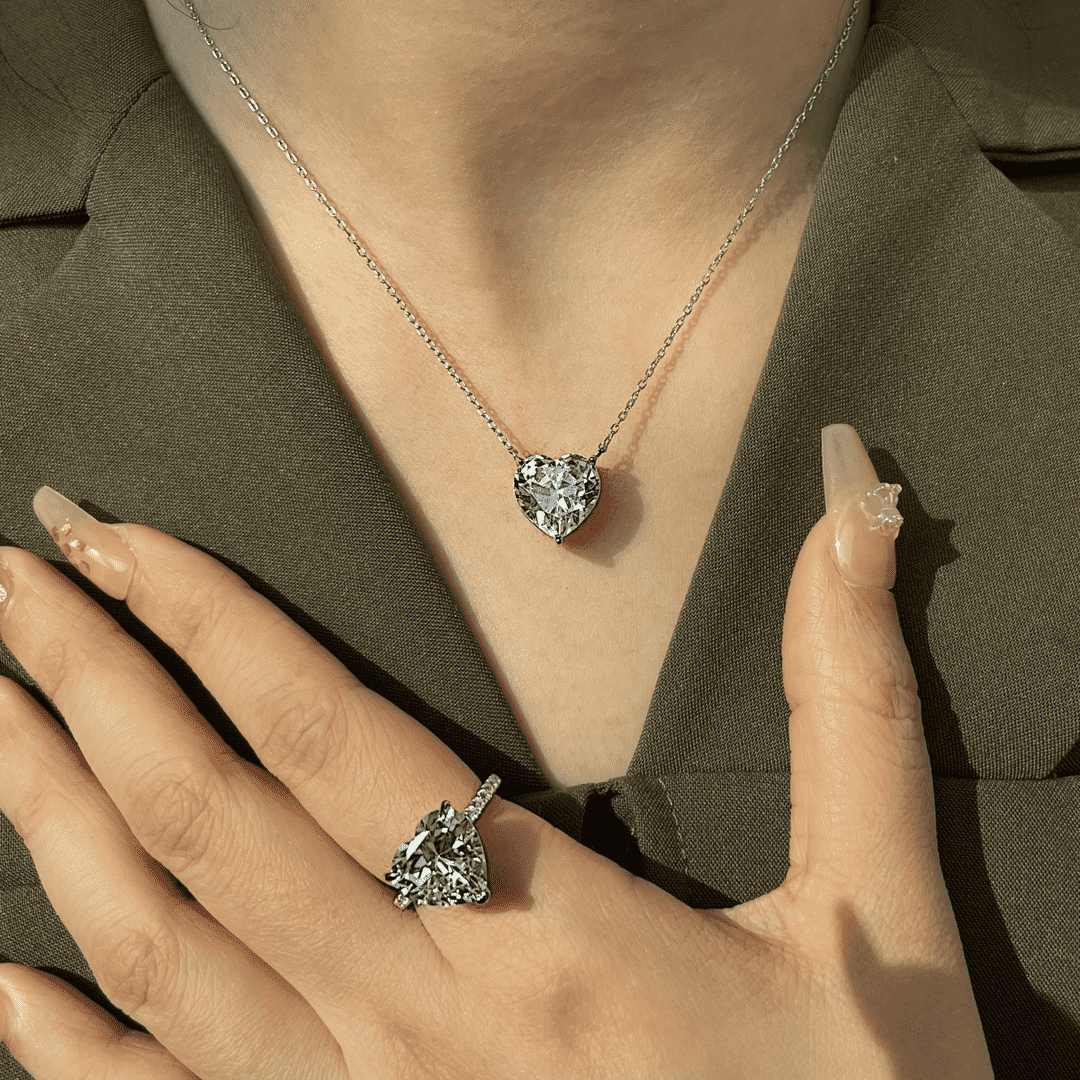 [baslovejewels]6.0 carat Radiant Heart Shape Necklace