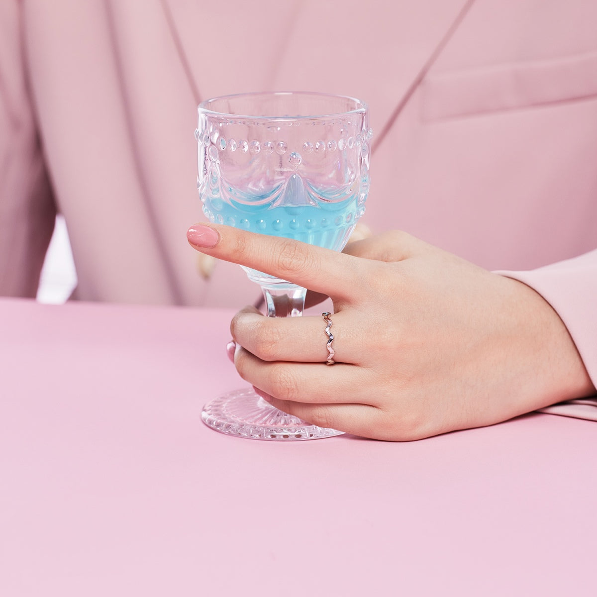 [baslovejewels]Ornate Vibrant Round Cut Daily Ring