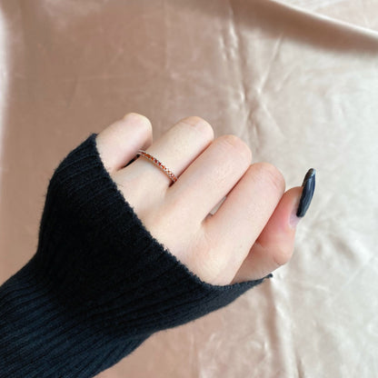 [baslovejewels]Delicate Sparkling Round Cut Daily Ring