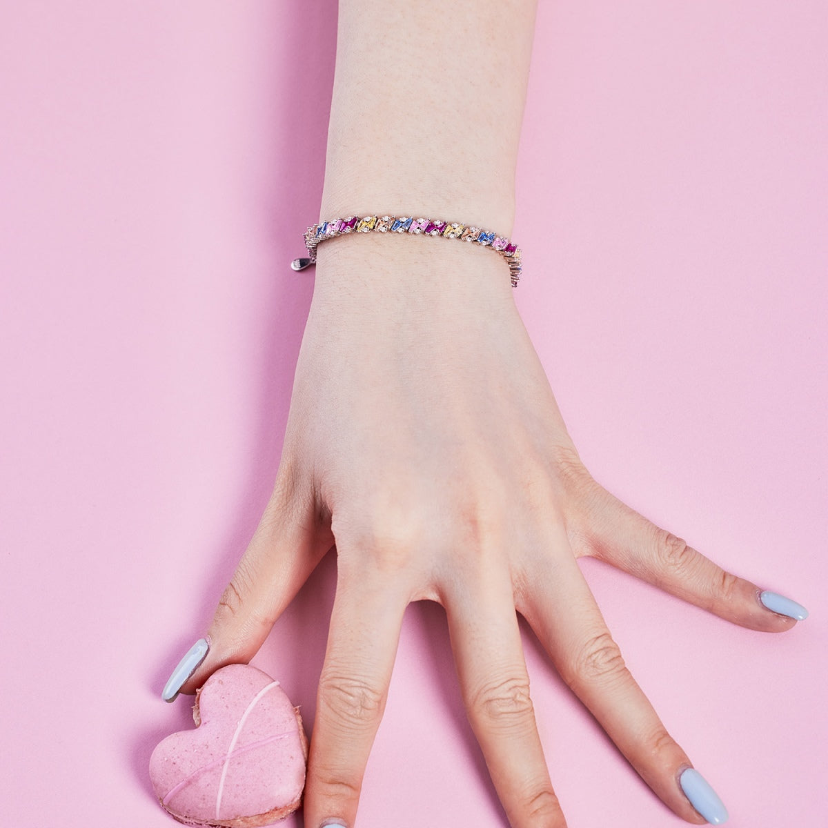 [baslovejewels]Ornate Sparkling Multi Cut Party Bracelet