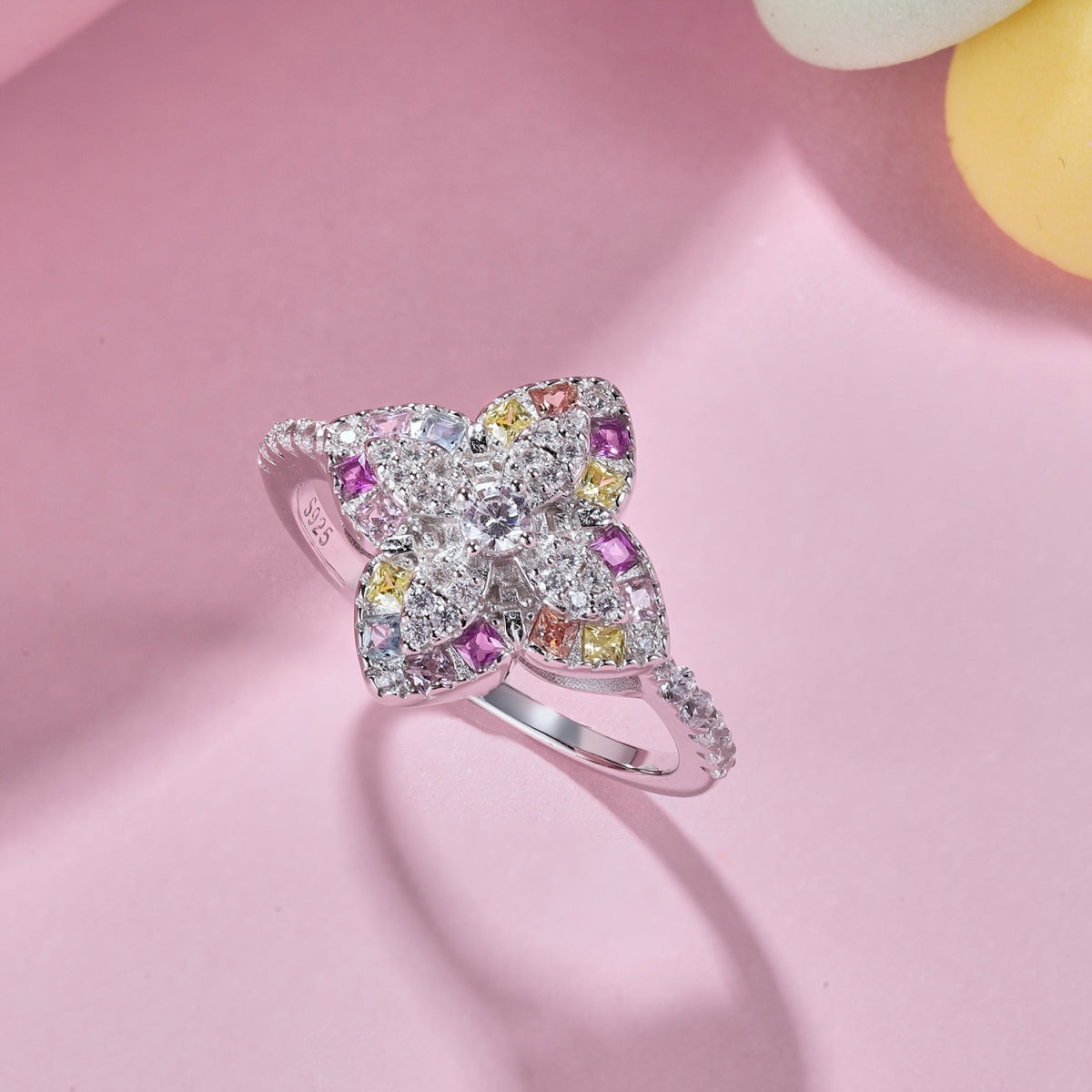 [baslovejewels]Luxurious Colorful Flower Shape Banquet Ring