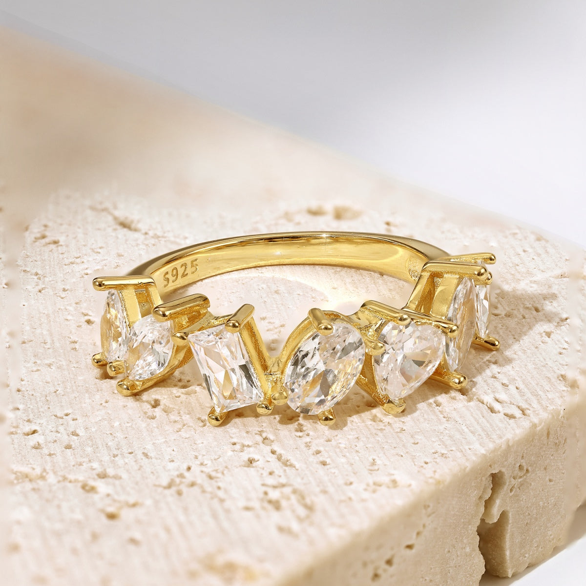 [baslovejewels]Delicate Multi Cut Ring