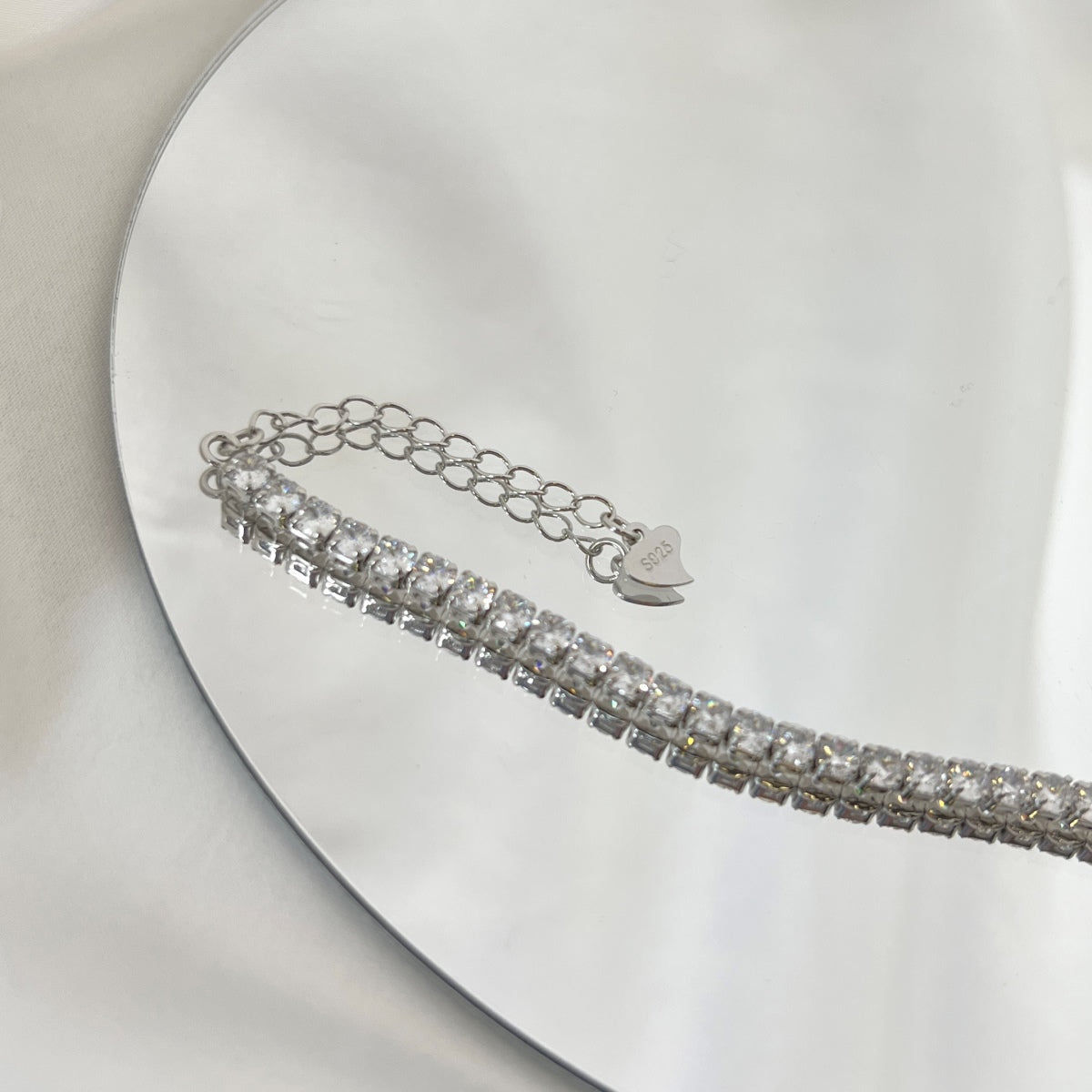 [baslovejewels]Sparkling Round Cut Daily Bracelet