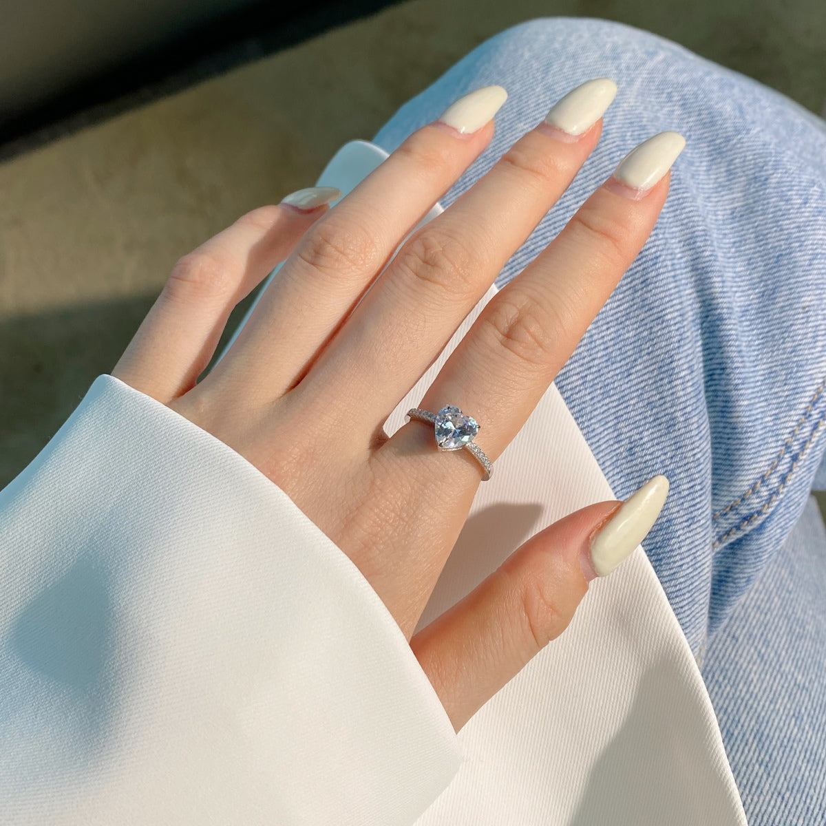 [baslovejewels]2.0 Carat Dazzling Lustrous Heart Cut Lover Ring