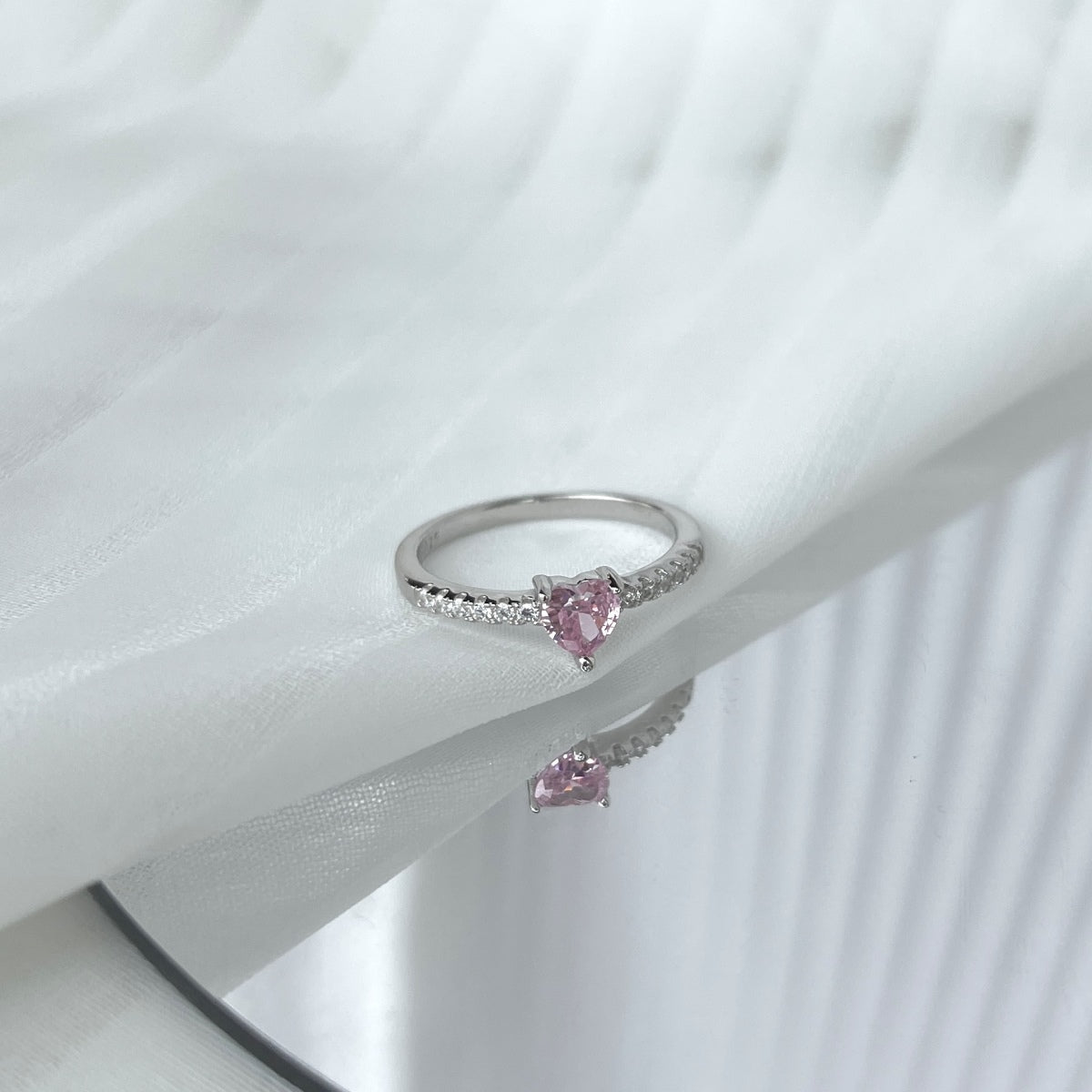 [baslovejewels]0.5 Carat CaratEternity Charming Heart Shape Lover Ring