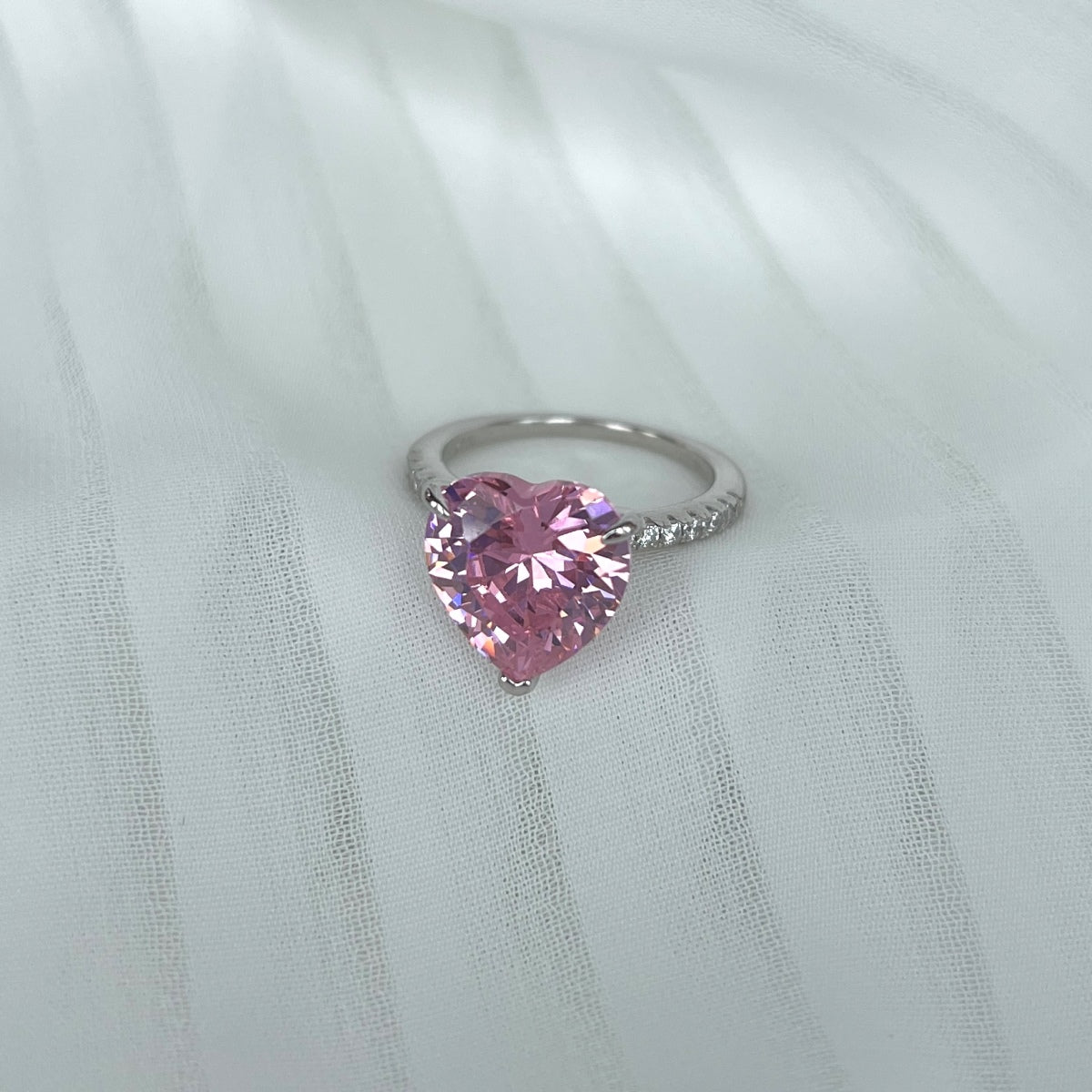 [baslovejewels]6.0 Carat Luxurious Sparkling Romantic Heart Cut Lover Ring