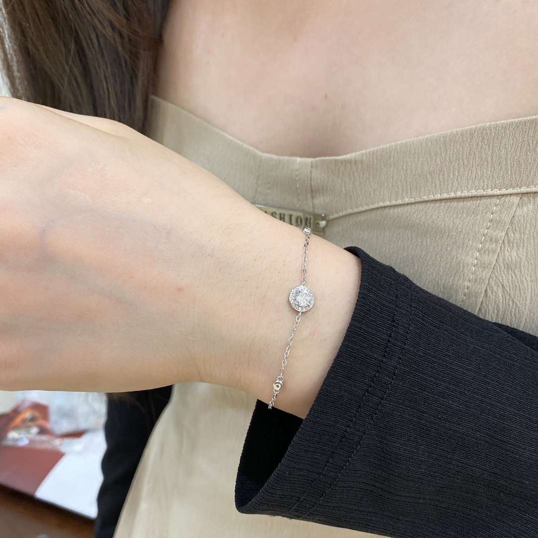 [baslovejewels]Dazzling Round Cut Shape Bracelet