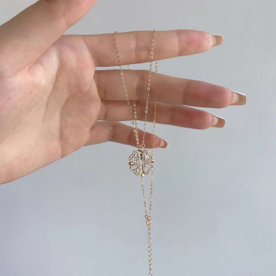 [baslovejewels]Ornate Heart Cut Flower Shape Necklace