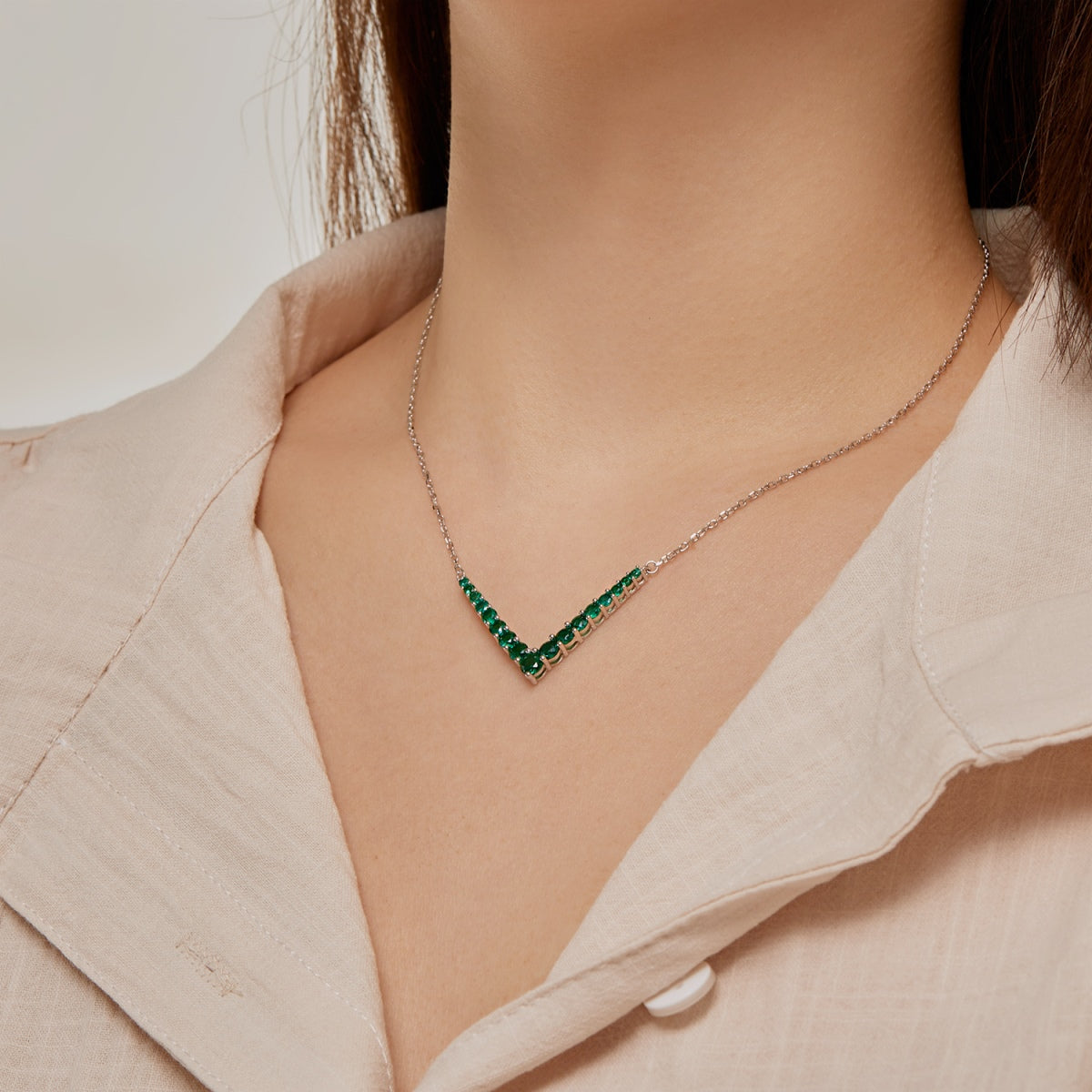 [baslovejewels]Ornate Round Cut Necklace