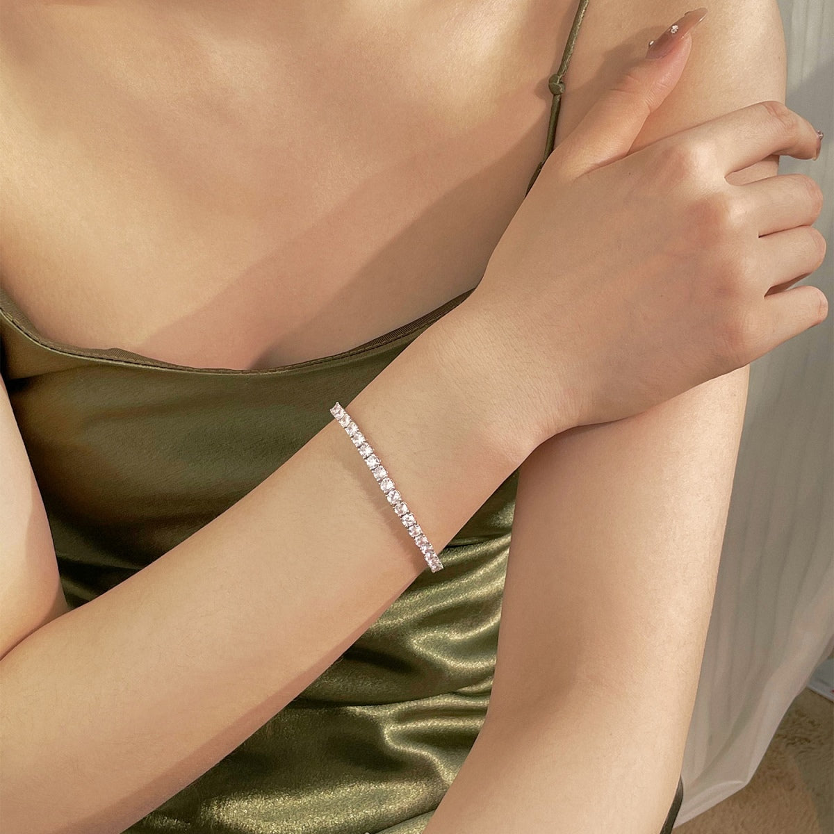 [baslovejewels]Luxurious Ornate Round Cut Tennis Bracelet
