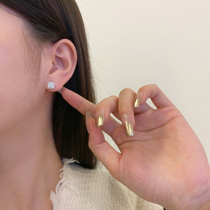 [baslovejewels]Classic Round Center Stone Stud Earrings