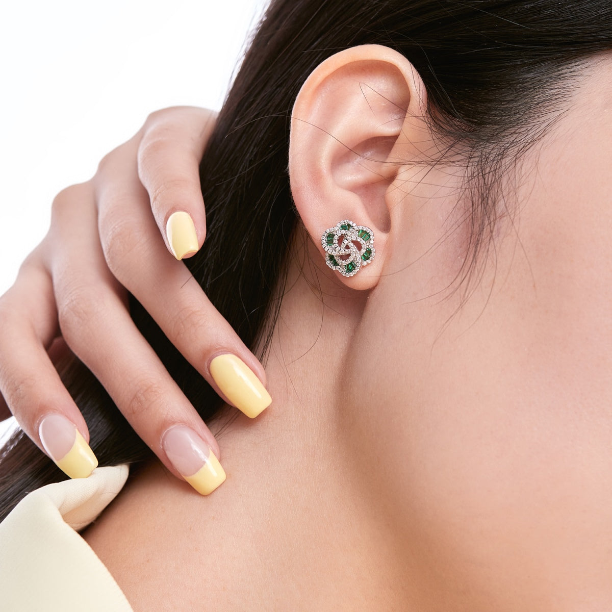 [baslovejewels]Exquisite Flower Shape Daily Earrings