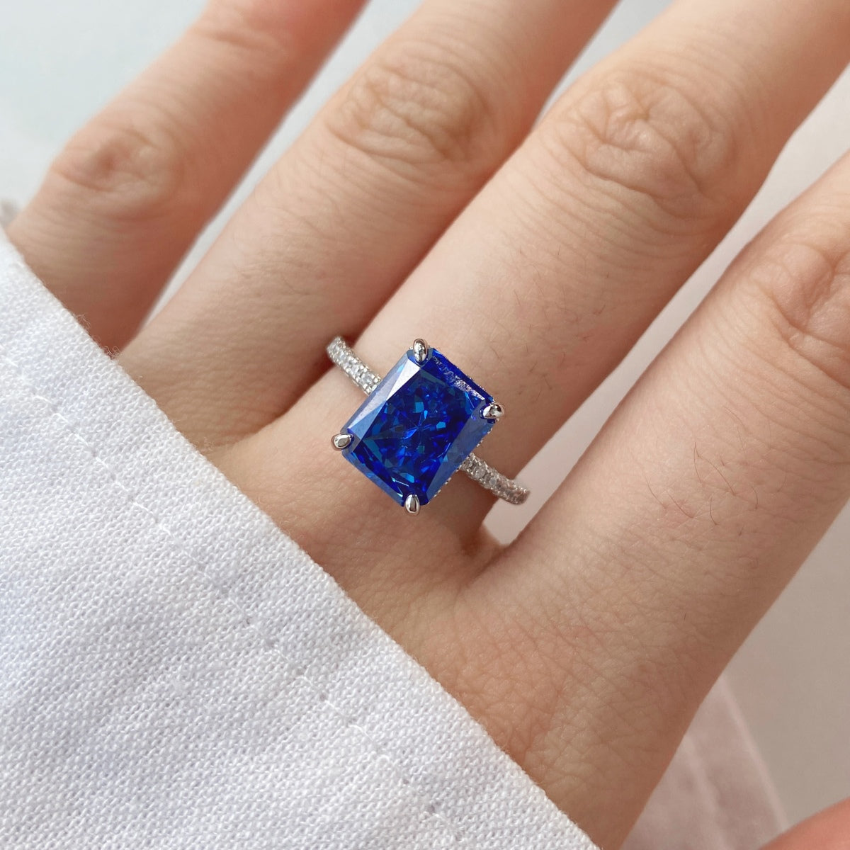 [baslovejewels]4.0 Carat Luxurious Engagement Ring