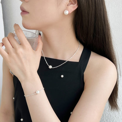[baslovejewels]Delicate Pearl Earrings
