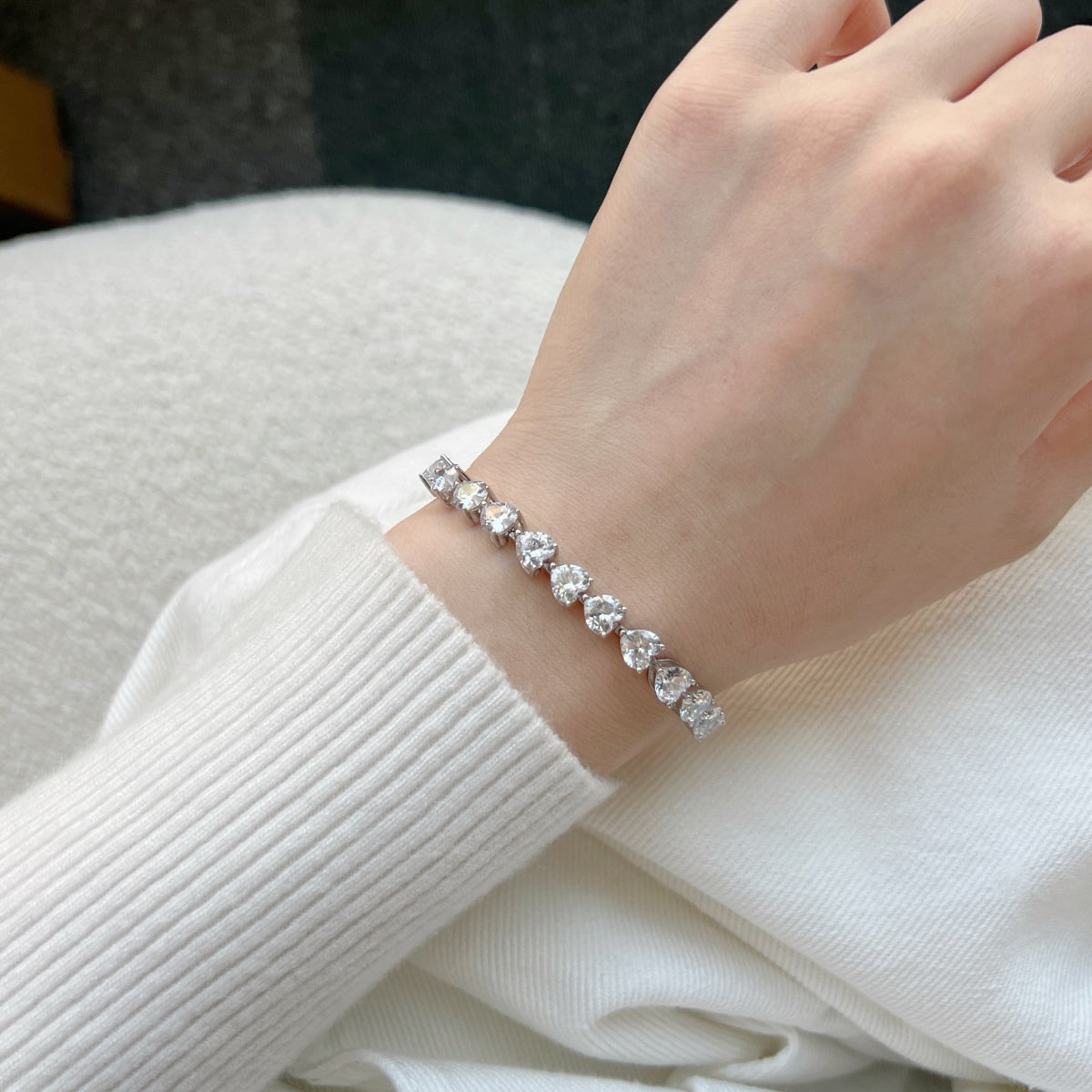 [baslovejewels]0.75 Carat Elegant Romantic Heart Shape Lover Bracelet