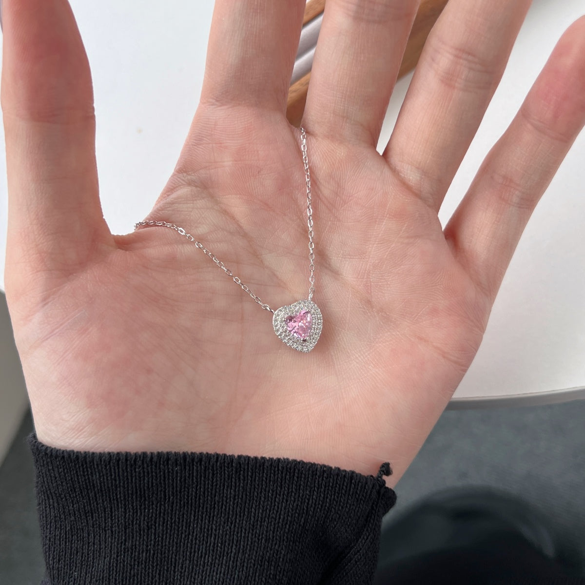 [baslovejewels]Exquisite Heart Shape Necklace