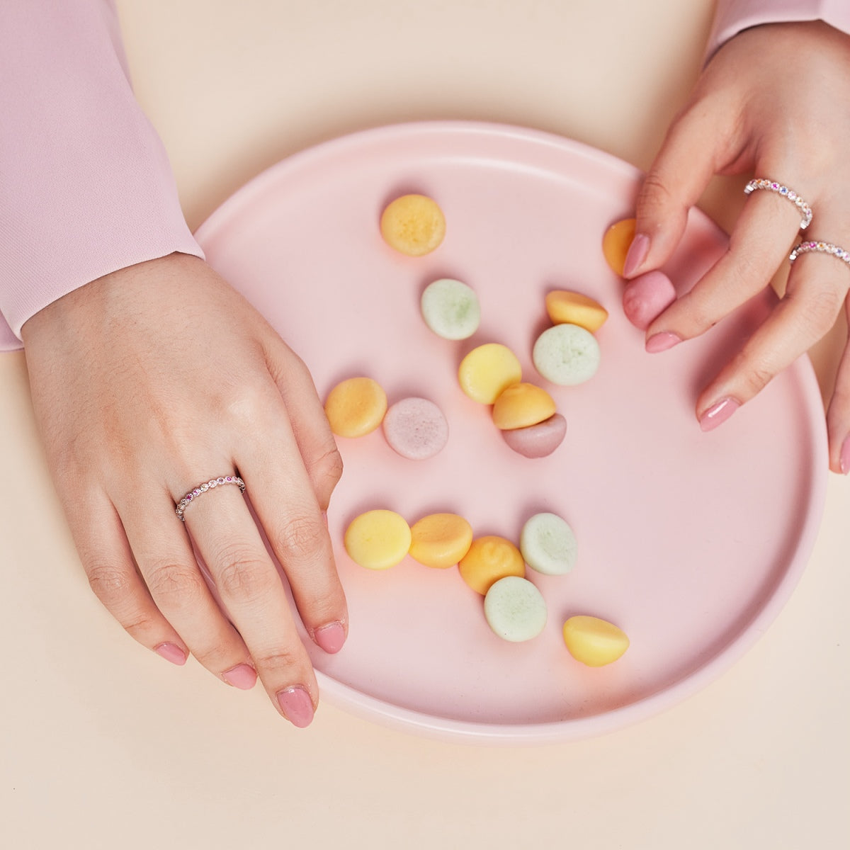 [baslovejewels]Radiant Sparkling Round Cut Daily Ring