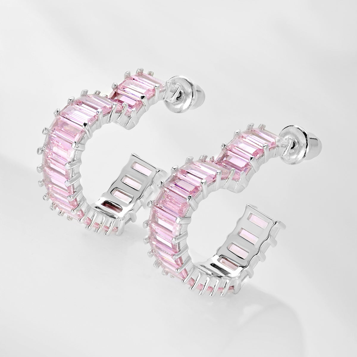 [baslovejewels]Radiant Heart Cutout Earrings