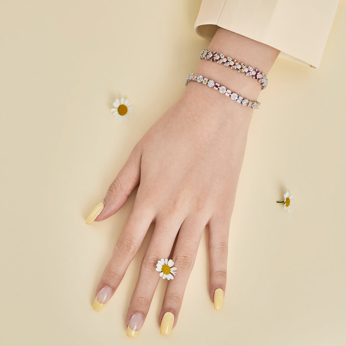 [baslovejewels]Dazzling Radiant Multi Cut Daily Bracelet
