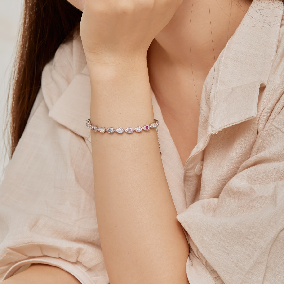 [baslovejewels]0.25 Carat Radiant Water Drop Shape Daily Bracelet