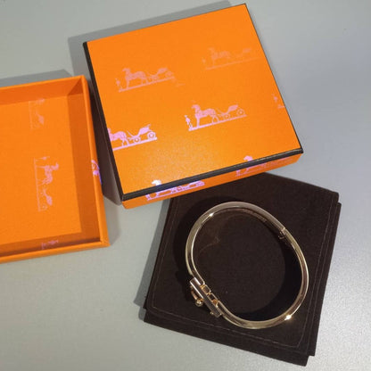 [baslovejewels]H GREY BRACELET