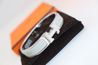[baslovejewels]H LIGHT BLUE BRACELET