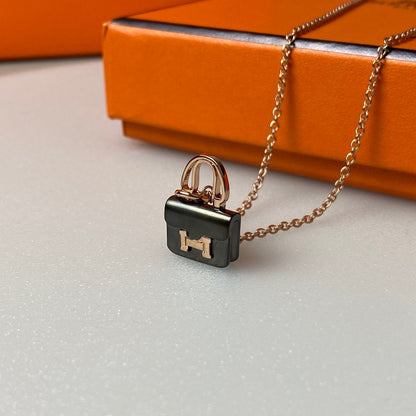 [baslovejewels]CONSTANCE BLACK PEDANT PINK GOLD NECKLACE