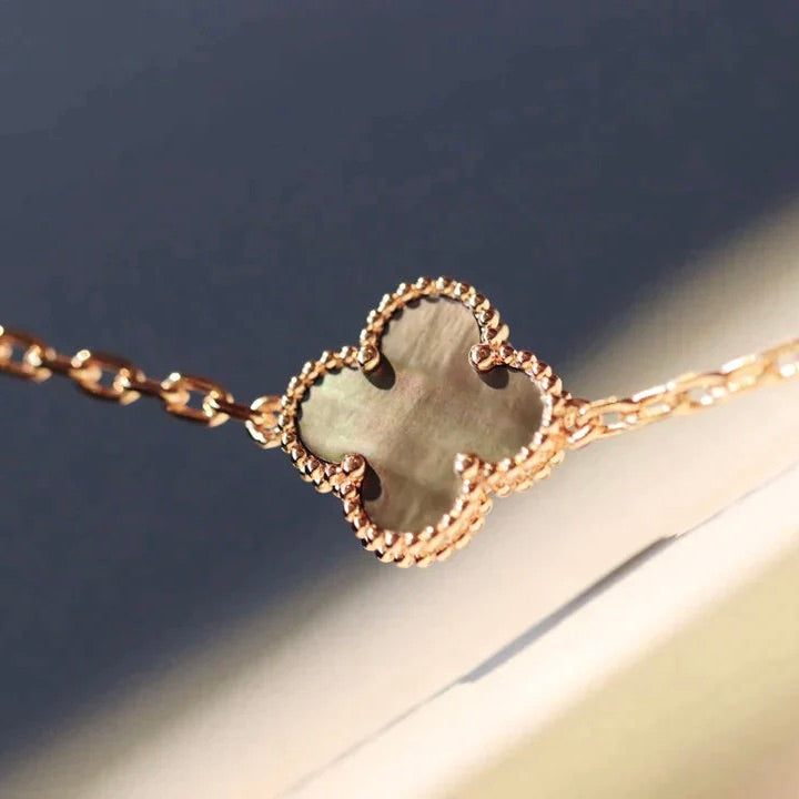 [baslovejewels]CLOVER 20 MOTIFS LASER DIAMOND NECKLACE