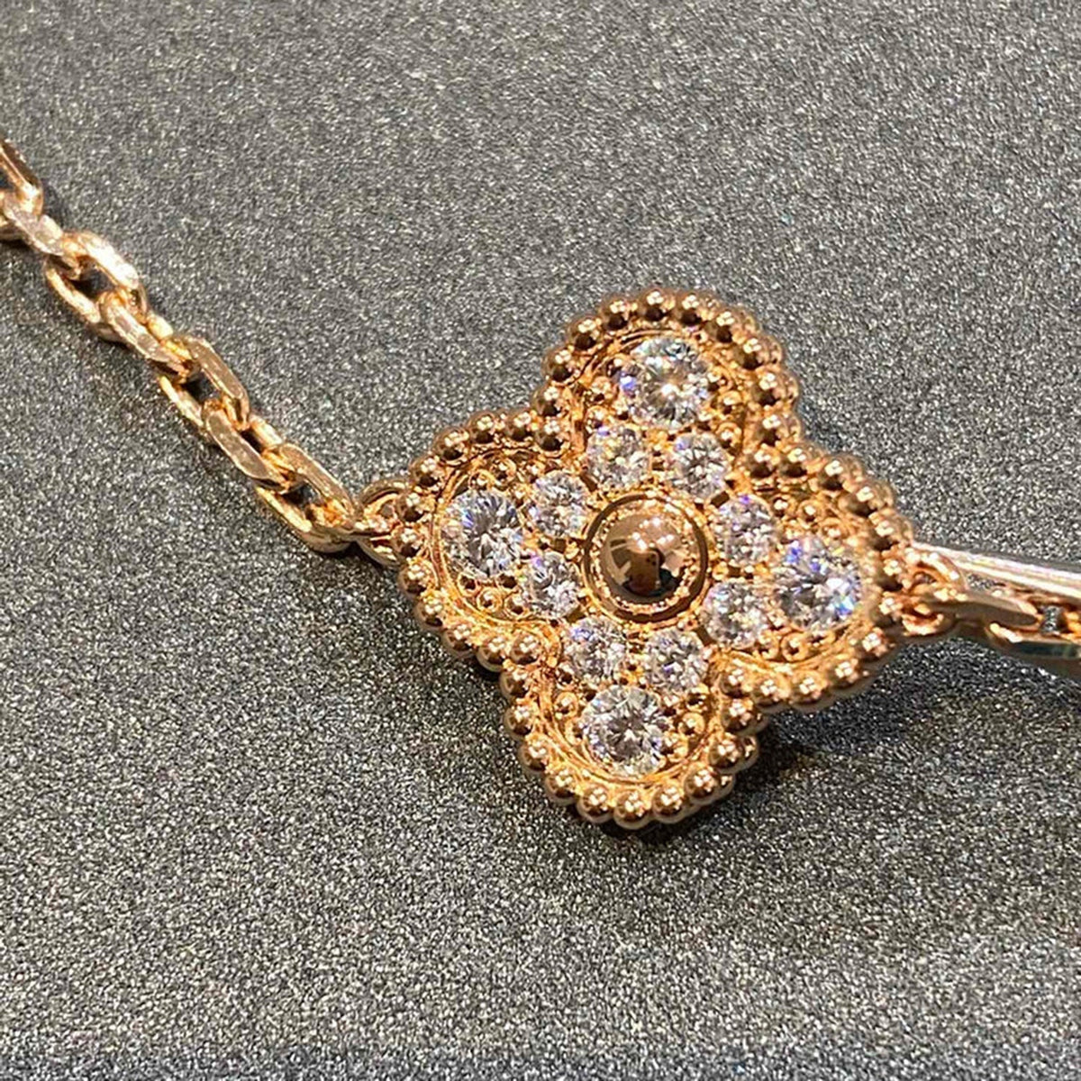[baslovejewels]CLOVER 5 MOTIFS  FULL DIAMOND BRACELET