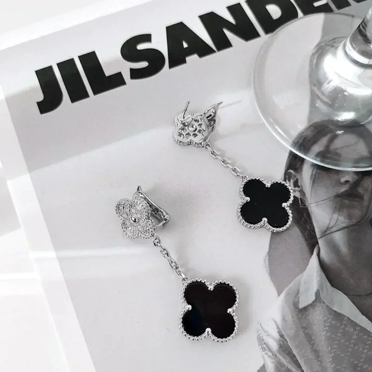 [basloveJW]CLOVER 2 MOTIFS  DIAMOND ONYX EARRINGS SILVER