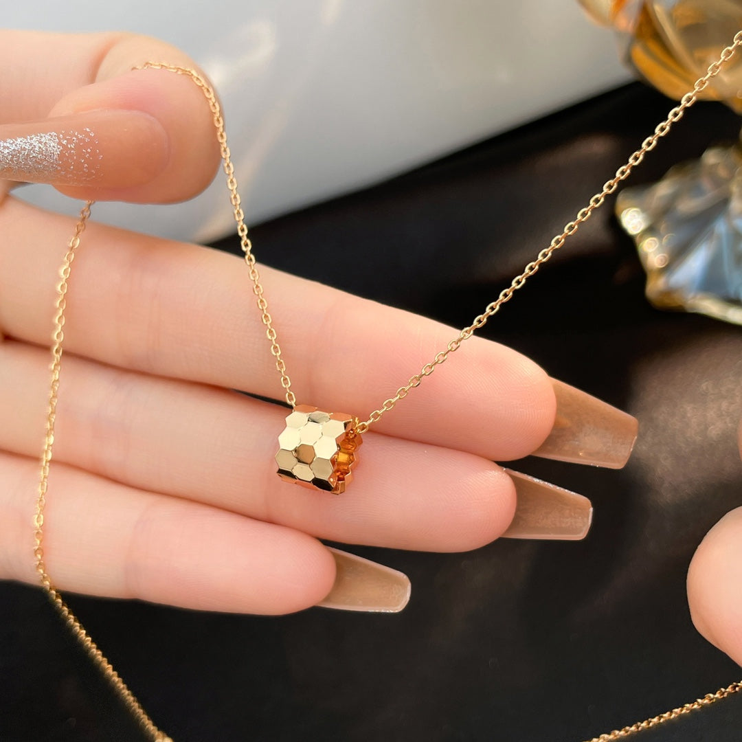 [baslovejewels]BEE MINI NECKLACE