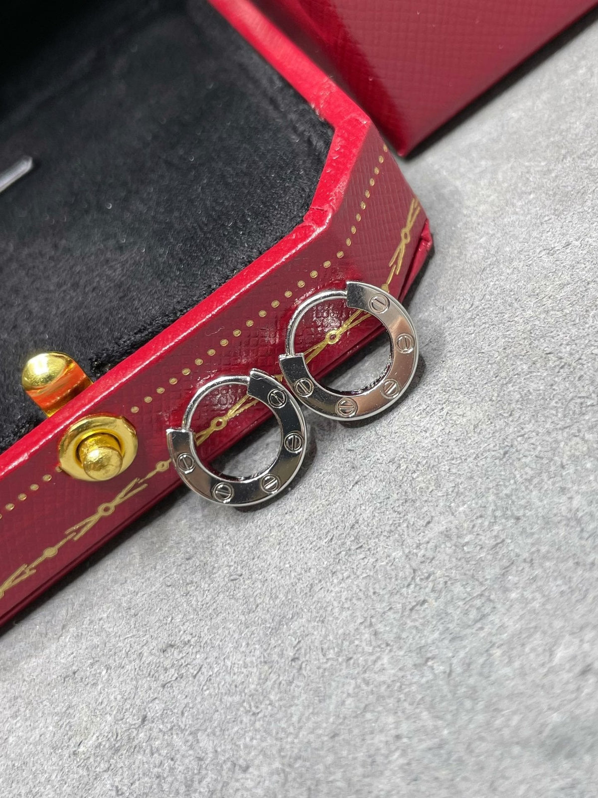 [baslovejewels]LOVE MINI EARRINGS