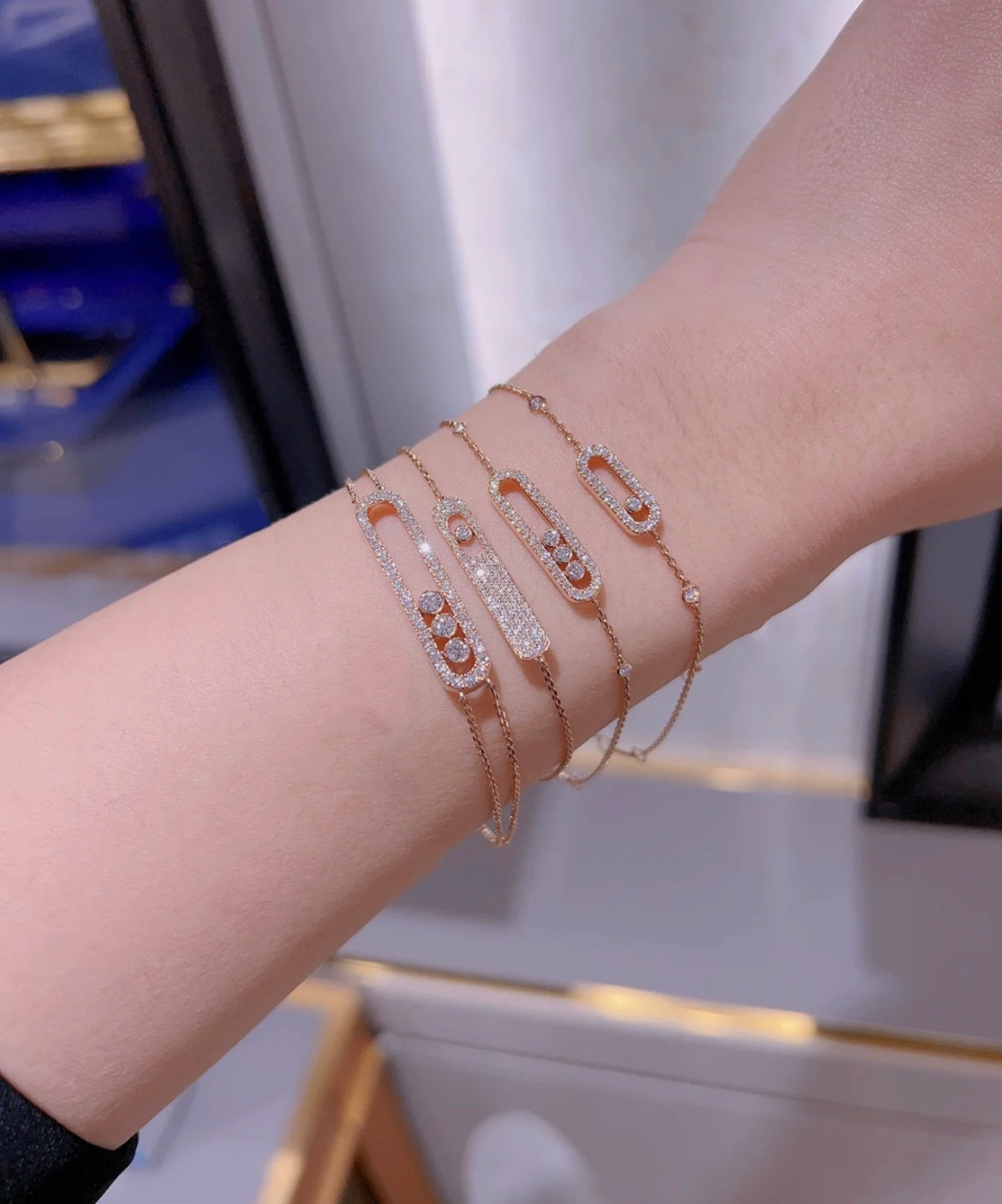 [baslovejewels]MOVE CLASSIQUE DIAMOND PAVED BRACELET