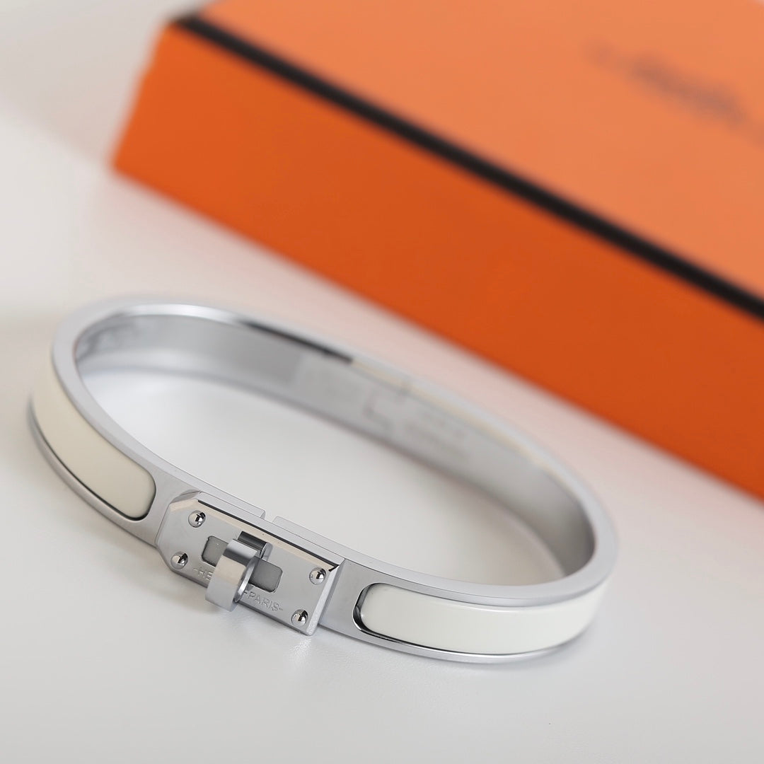 [baslovejewels]HM KELLY WHITE BRACELET