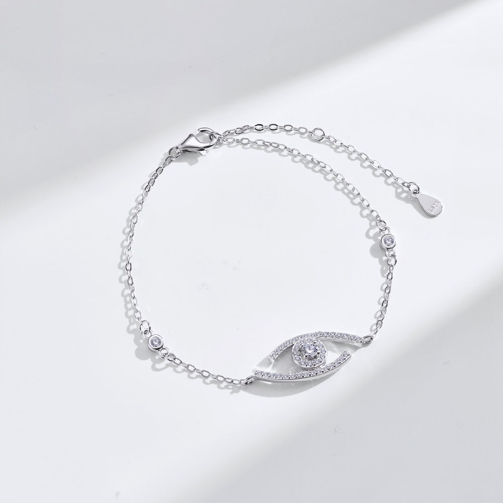 [baslovejewels]Lucky Eye Pave-Set Diamond Bracelet