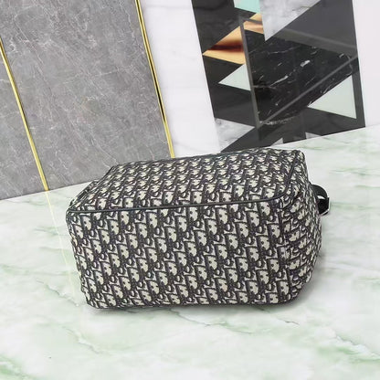 Oblique Classic Monogram Canvas Bag