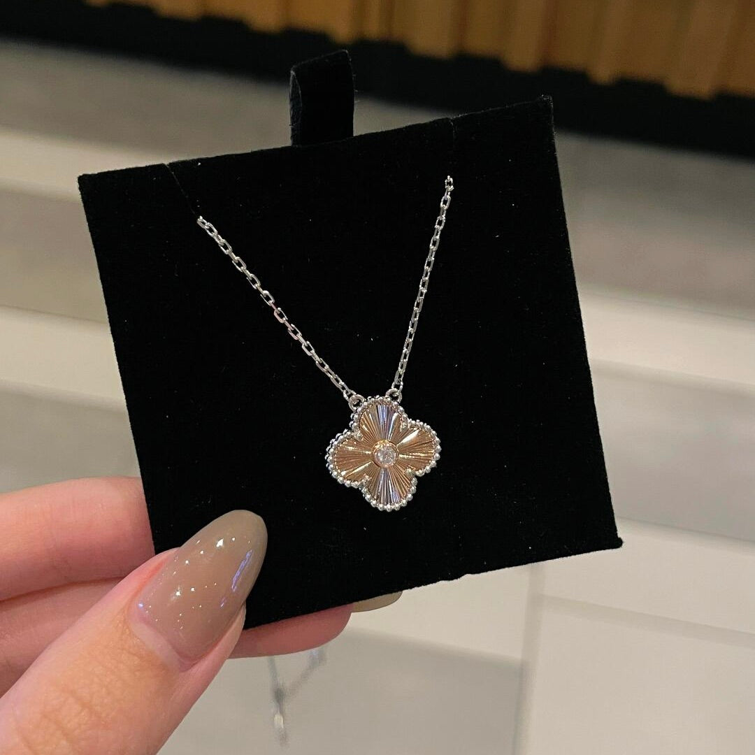 [basloveJW]CLOVER 15MM DIAMOND LASER NECKLACE- CHRISTMAS 2024 SPECIAL EDITION