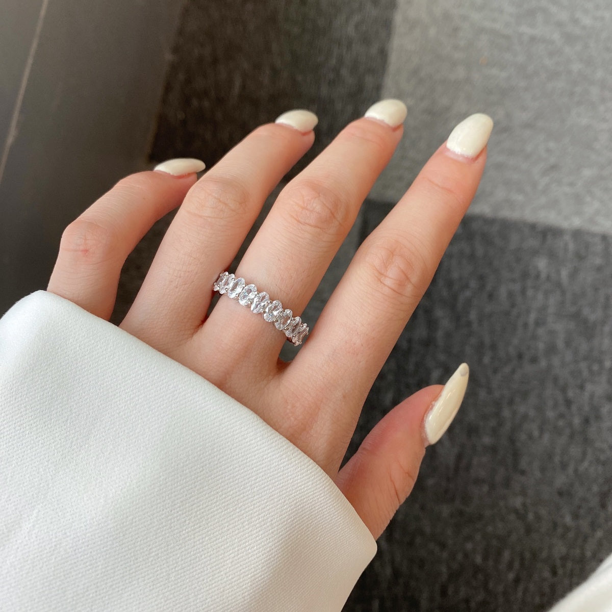 [baslovejewels]Ornate Oval Cut Tennis Ring