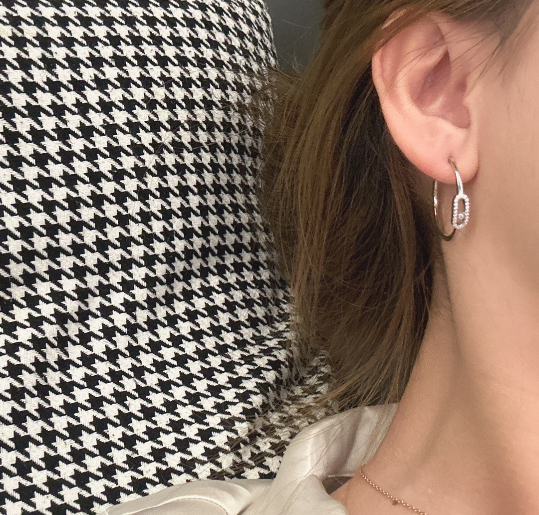 [baslovejewels]CREOLES MOVE UNO PM DIAMOND EARRINGS