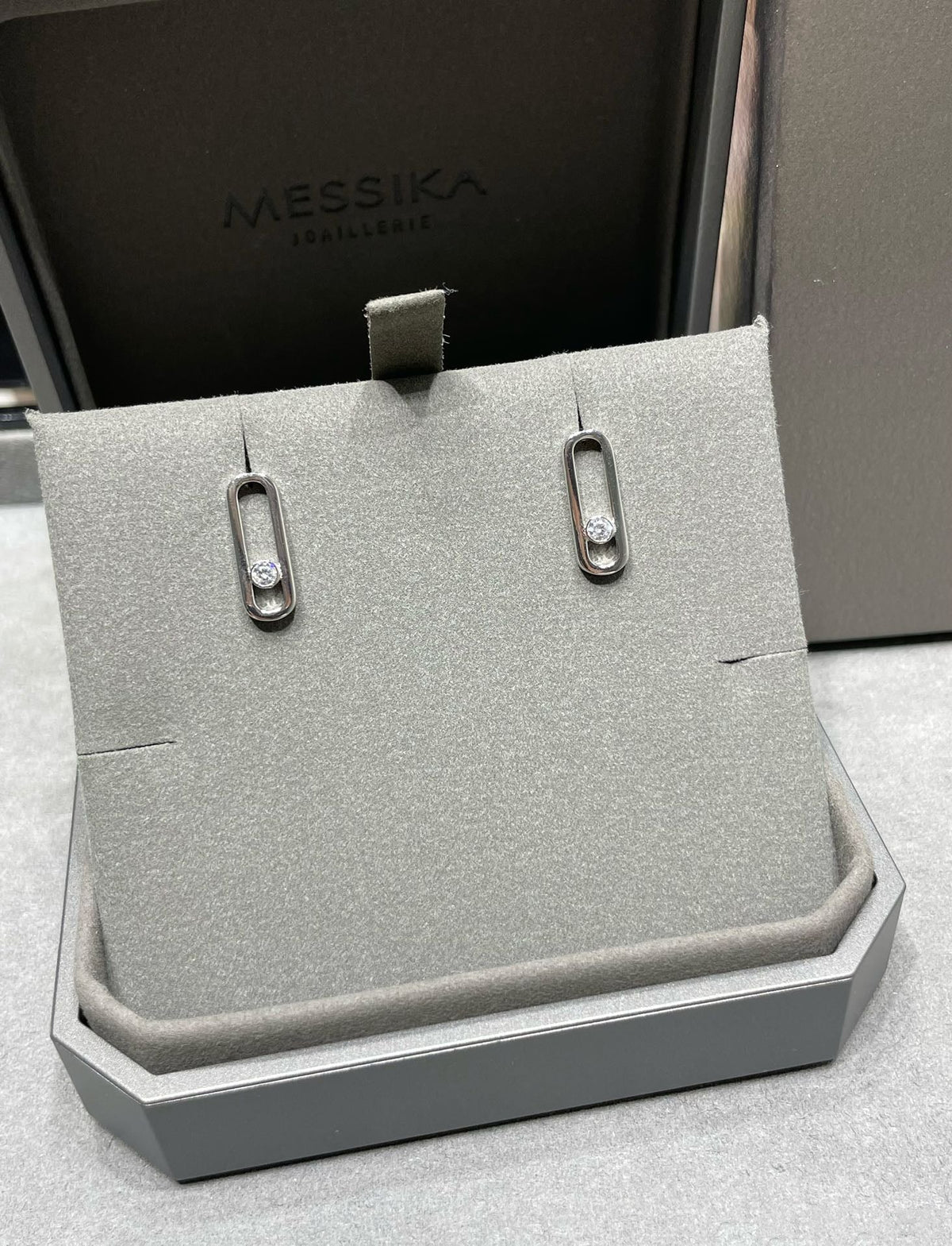 [baslovejewels]MOVE UNO SMALL 1 DIAMOND EARRINGS